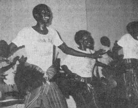 Trachtengruppe aus Afrika