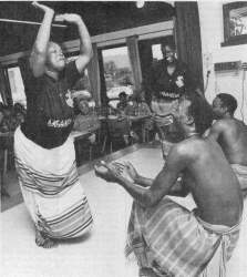 Trachtengruppe aus Afrika