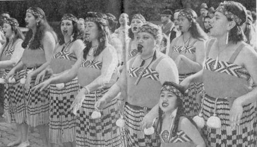 Trachtengruppe aus Neu Seeland