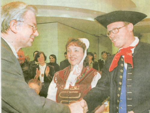 Familie Schmitt mit Roland Koch