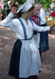 Kindergruppe beim Tanzen