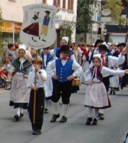 Die Gruppe kommt langsam