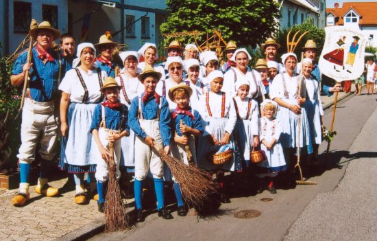 Die TVG-Starkenburg beim Winzerfestumzug in Bensheim