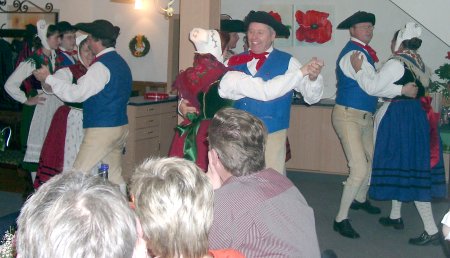 Die TVG Starkenburg beim tanzen der 1. Tanzfolge